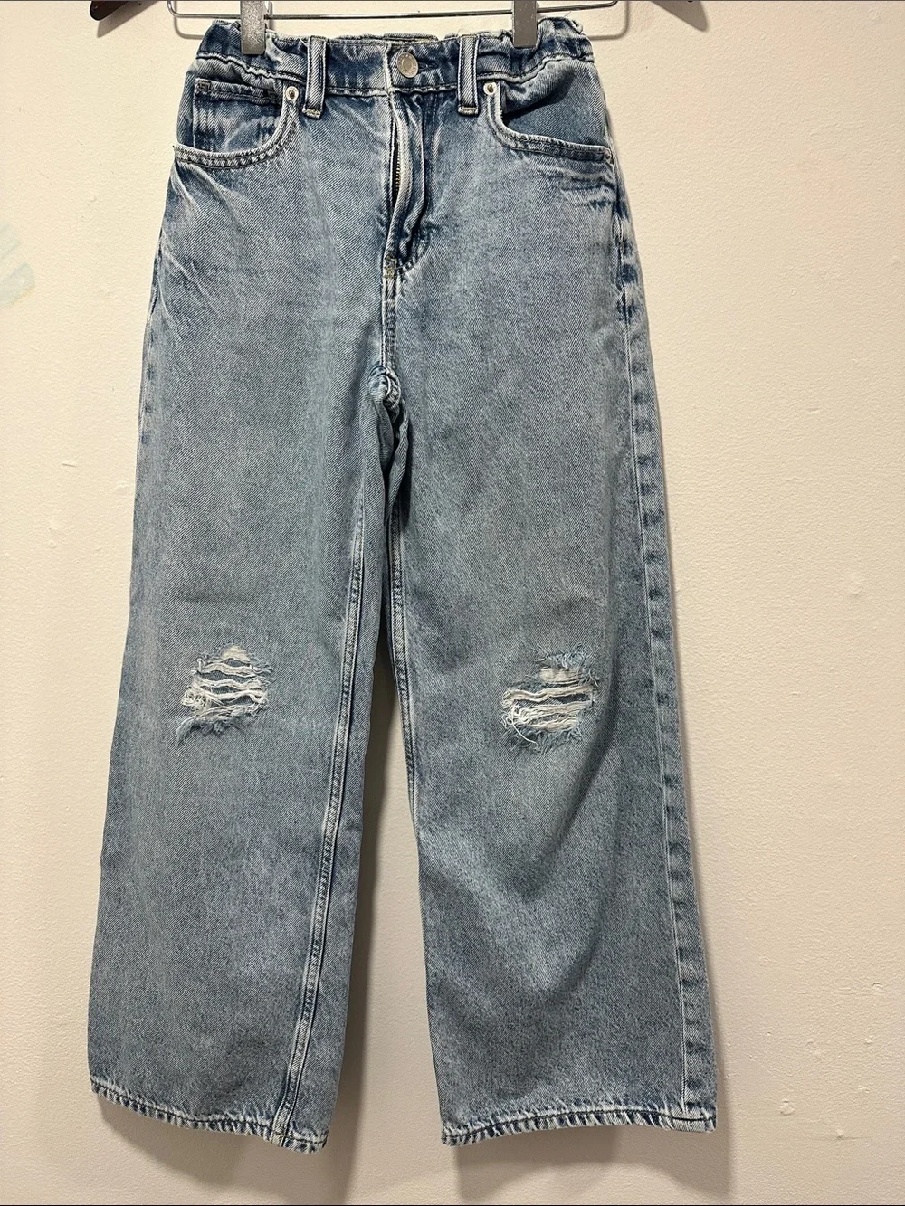 GAP Light Blue Distressed Low Stride Jeans 493